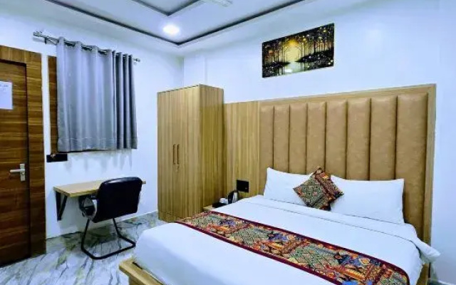 Hotel Aarav Grand