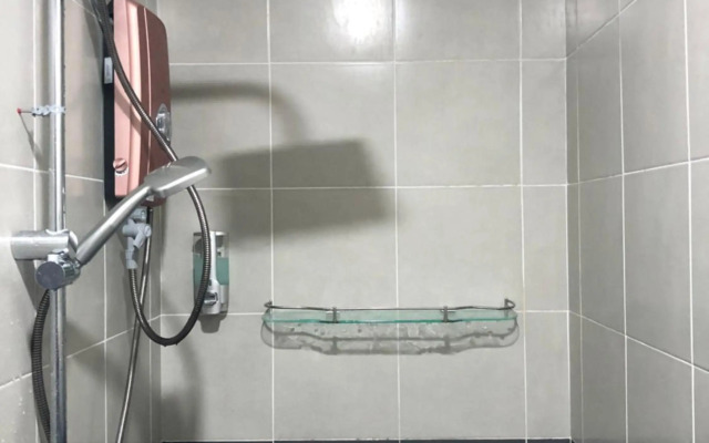 Ramadhina Eagle Eye View Home2stay Emerald Avenue