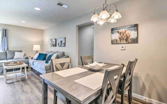 Branson Condo w/ Balcony: Near Silver Dollar City