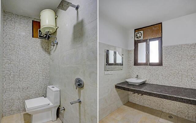 Collection O 82389 The Pinaki Residency