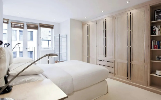 John's Mews by Onefinestay