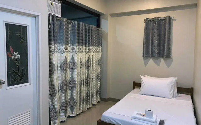 Ched'S Apartelle
