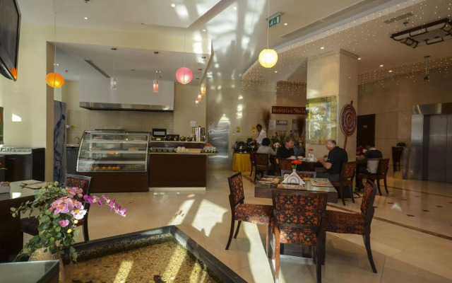 Parkside Suites Hotel Apartment