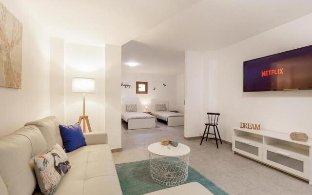 Amazing view to golf courses 14 pax