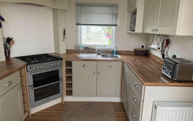Family 3 Bedroom Caravan at Heacham Beach