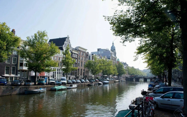Nieuwezijds Apartments