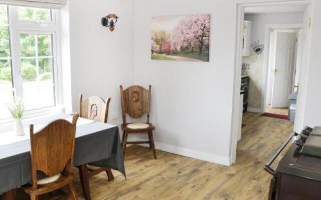 Hawthorn Hideaway