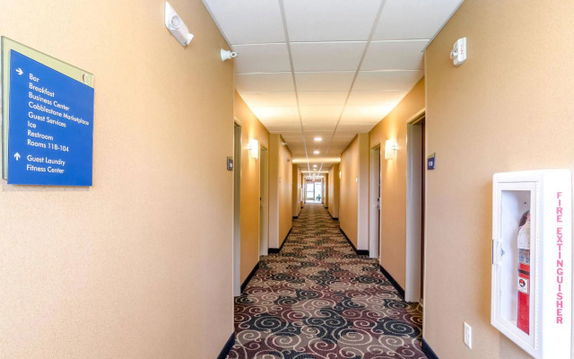 Cobblestone Inn & Suites - Oberlin