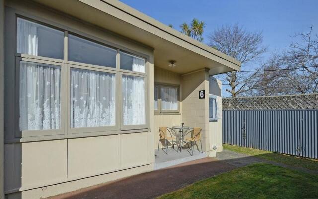 Trentham Motel