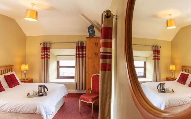 Larkins Pub Restaurant and B&B