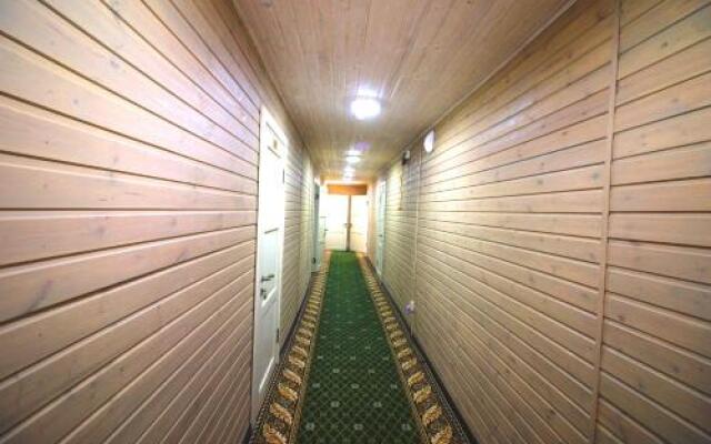 DzhaNat Hotel
