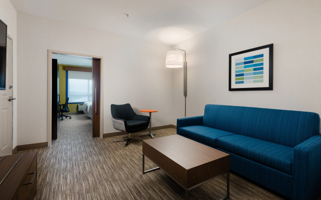 Holiday Inn Express & Suites Grande Prairie by IHG