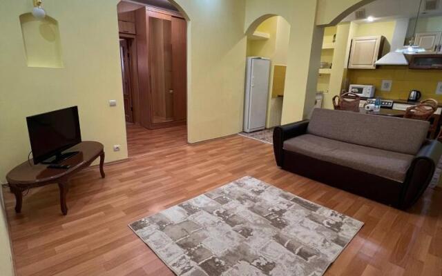 Rich House Kostenko 12
