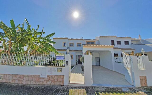 Villa Chiquito Albufeira - Private Pool&Parking - Bbq&Ac&Wi-Fi