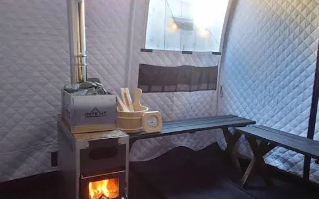 Hotel1800