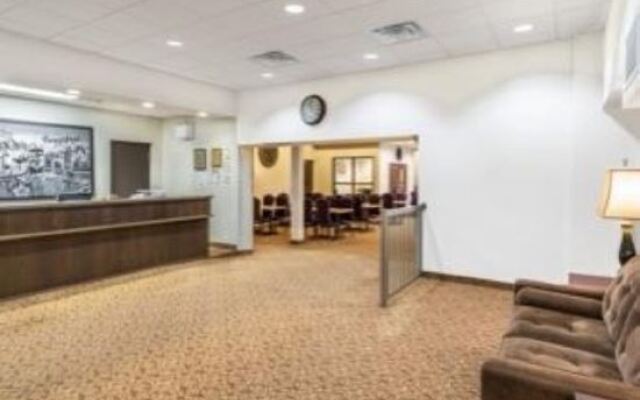 Super 8 by Wyndham Innisfail