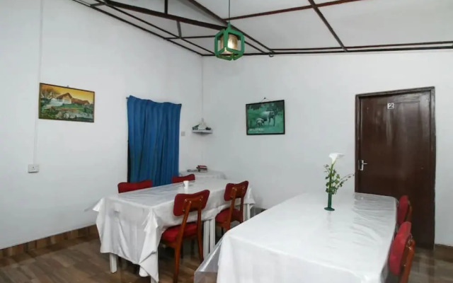 OYO 484 Royal Panorama