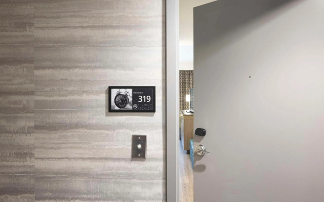 Hampton Inn & Suites Miami Wynwood Design District