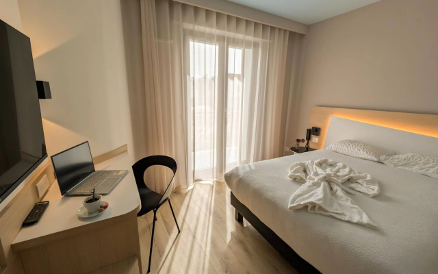 Logis Hôtel Au Lion Rouge