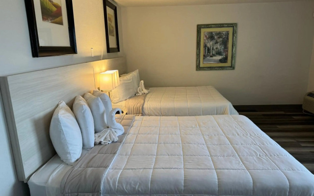 Emerald Shores Resort