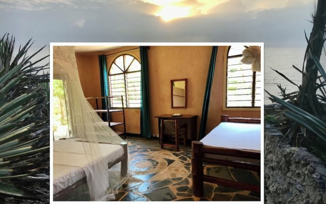 "room in Guest Room - 38m2 Turtle Suite in a 560 m2 Villa, Indian Ocean View"
