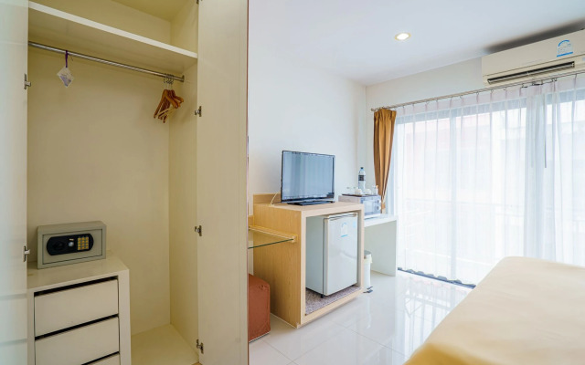 Modern Place Patong Beach
