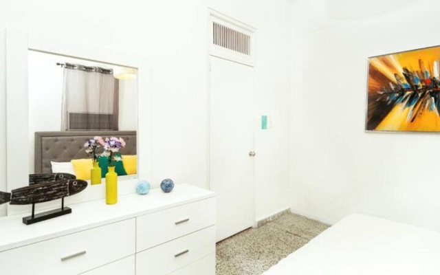 Comfy 2BR in Condado. Short Walk to the Beach. — фото 2