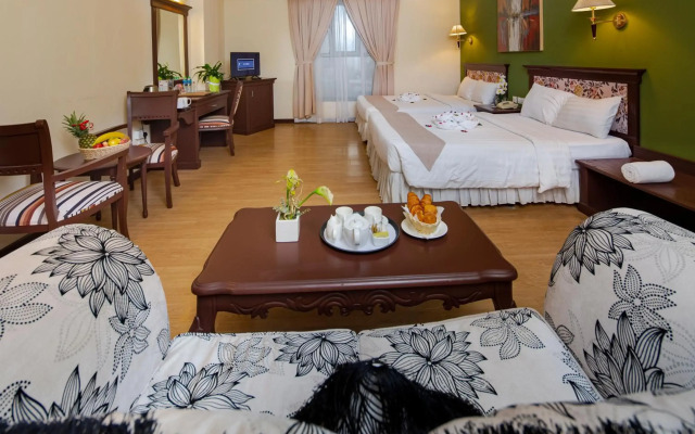 Pars International Hotel