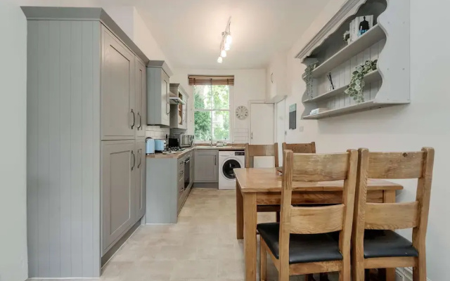 Modern 2 bed Flat - Hammersmith Grove
