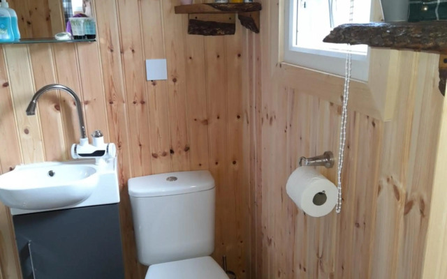 Sunset View Shepherds Hut