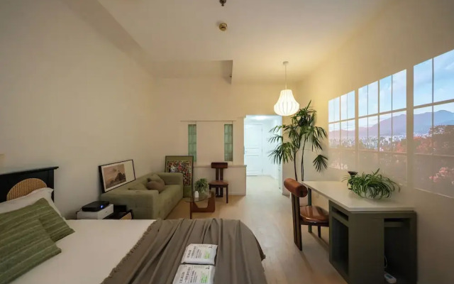Shanghai Moxi Homestay Sports Stadium
