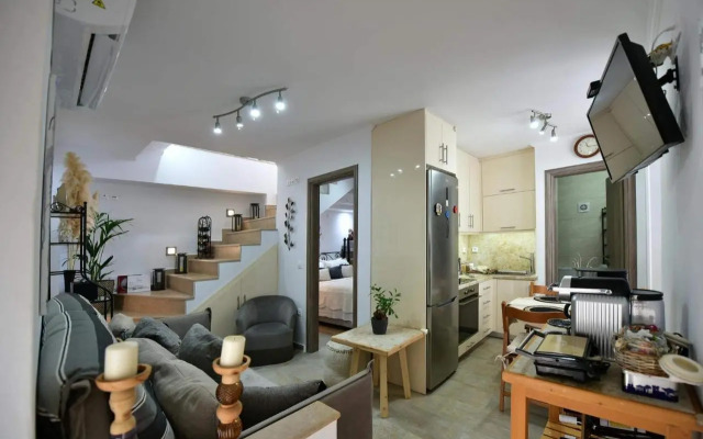 Agate Hydra luxury apartment