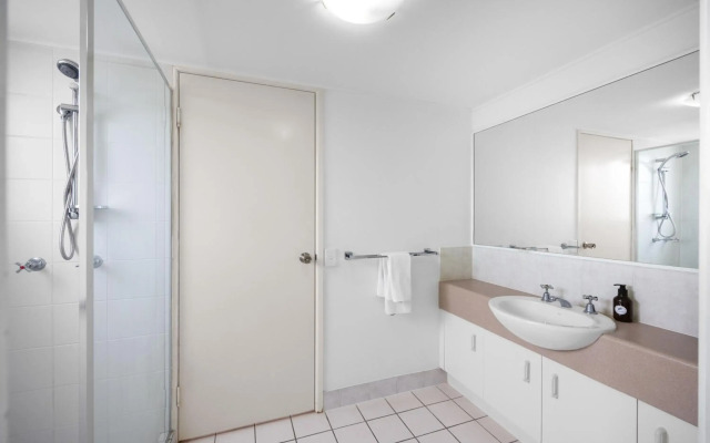 Tripcony Quays Apartments