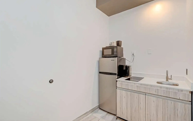 SureStay Hotel by Best Western Houston Southeast