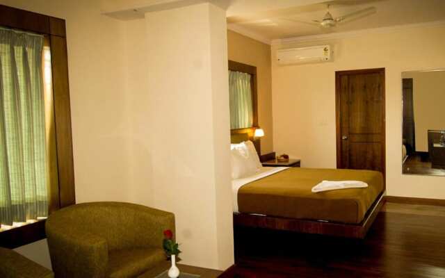 OYO 461 New Rainbow Business Hotel