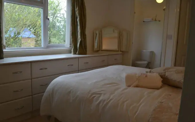 Thornbury Holiday Park