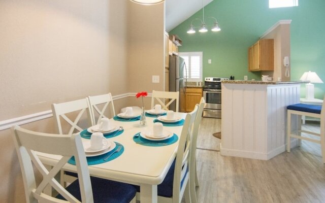 Runaway Beach - 2 Bd Villa (RW 22202)