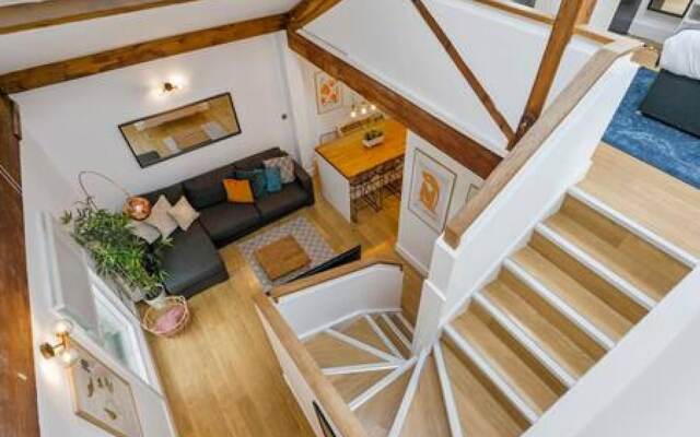 Host Stay The Cavern Quarter Loft