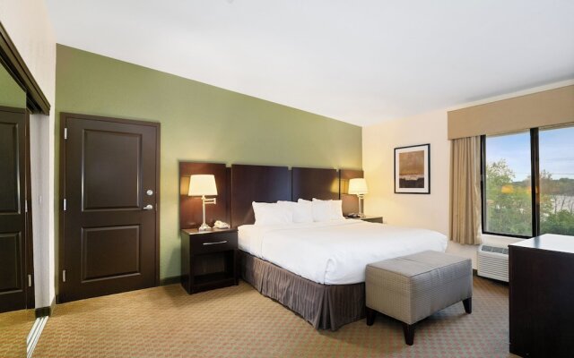 Antioch Hotel & Suites