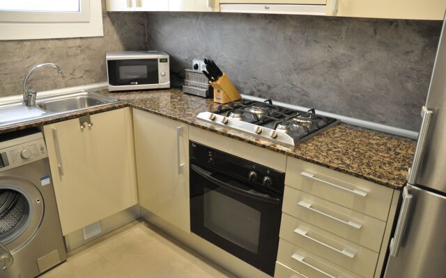 Quartprimera Apartments