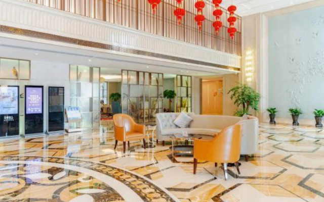 Ruili Bund Hotel