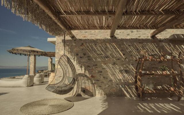 Peliva Nature Suites Complex