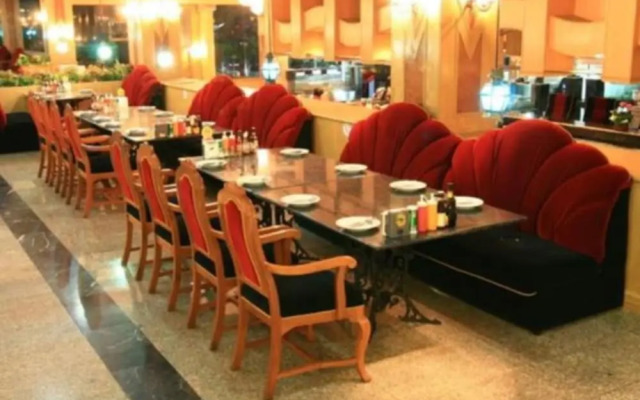 13 Coins Hotel Ngam Wong Wan