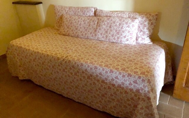 Apartment With One Bedroom In Brancialino With Wifi