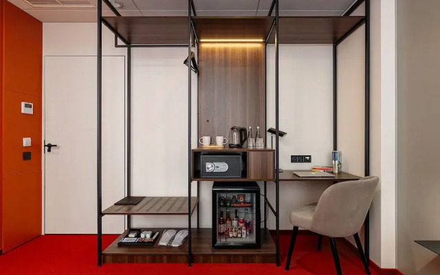 LEV Lifestyle Hotel - Maestro