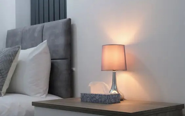 Modern House - 3 Bedrooms - 1 Bath - Mancity