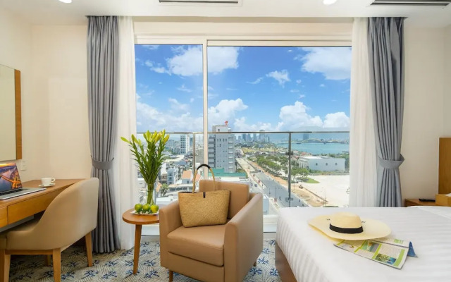 Lamanga Hotel & Suite Da Nang