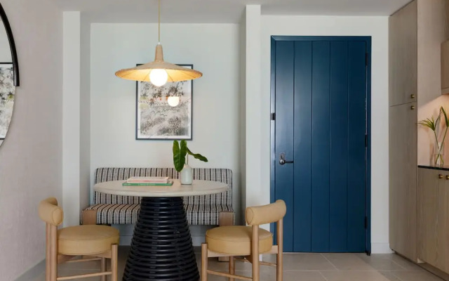 Hotel Indigo Grand Cayman by IHG