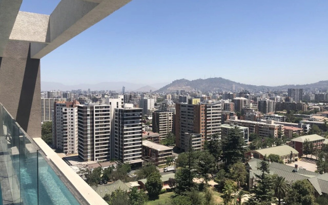 Plaza Ñuñoa - Metro Chile España