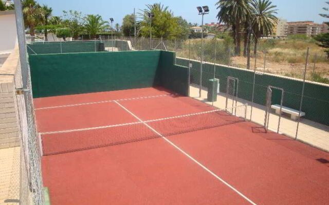 Apartamentos Puerto Romano 3000